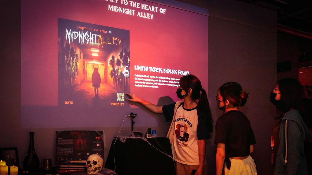 The Midnight Alley | DDM212 Final Year Exhibition (Kancil Awards Winner)